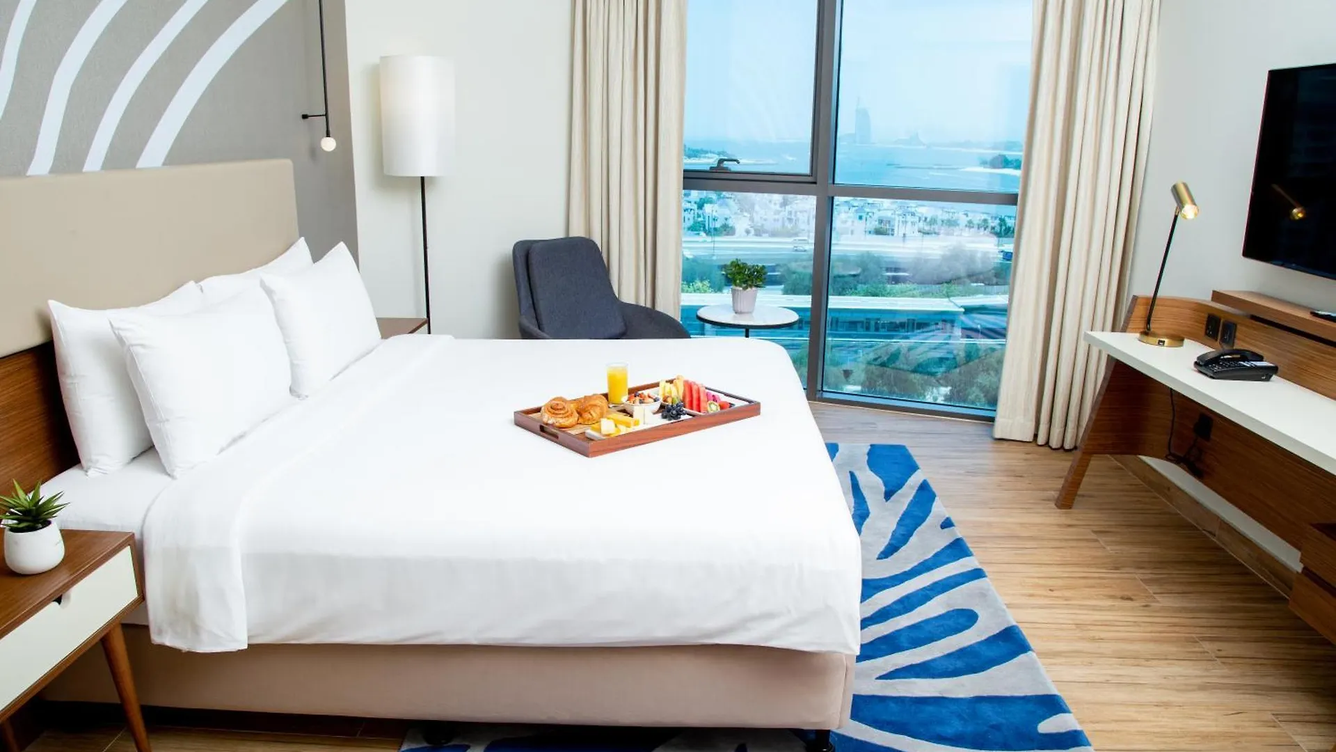 Adagio Premium The Palm Aparthotel Dubai