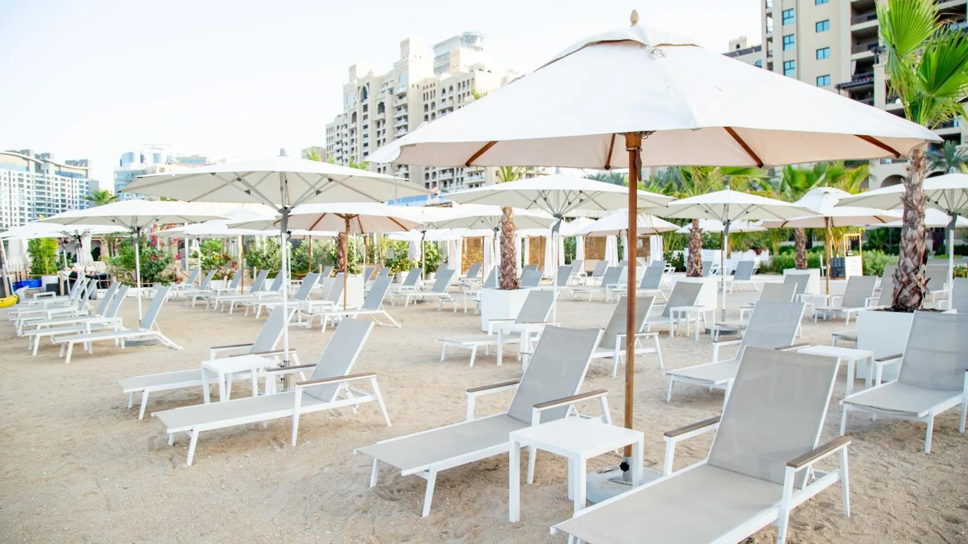 Adagio Premium The Palm Aparthotel Dubai