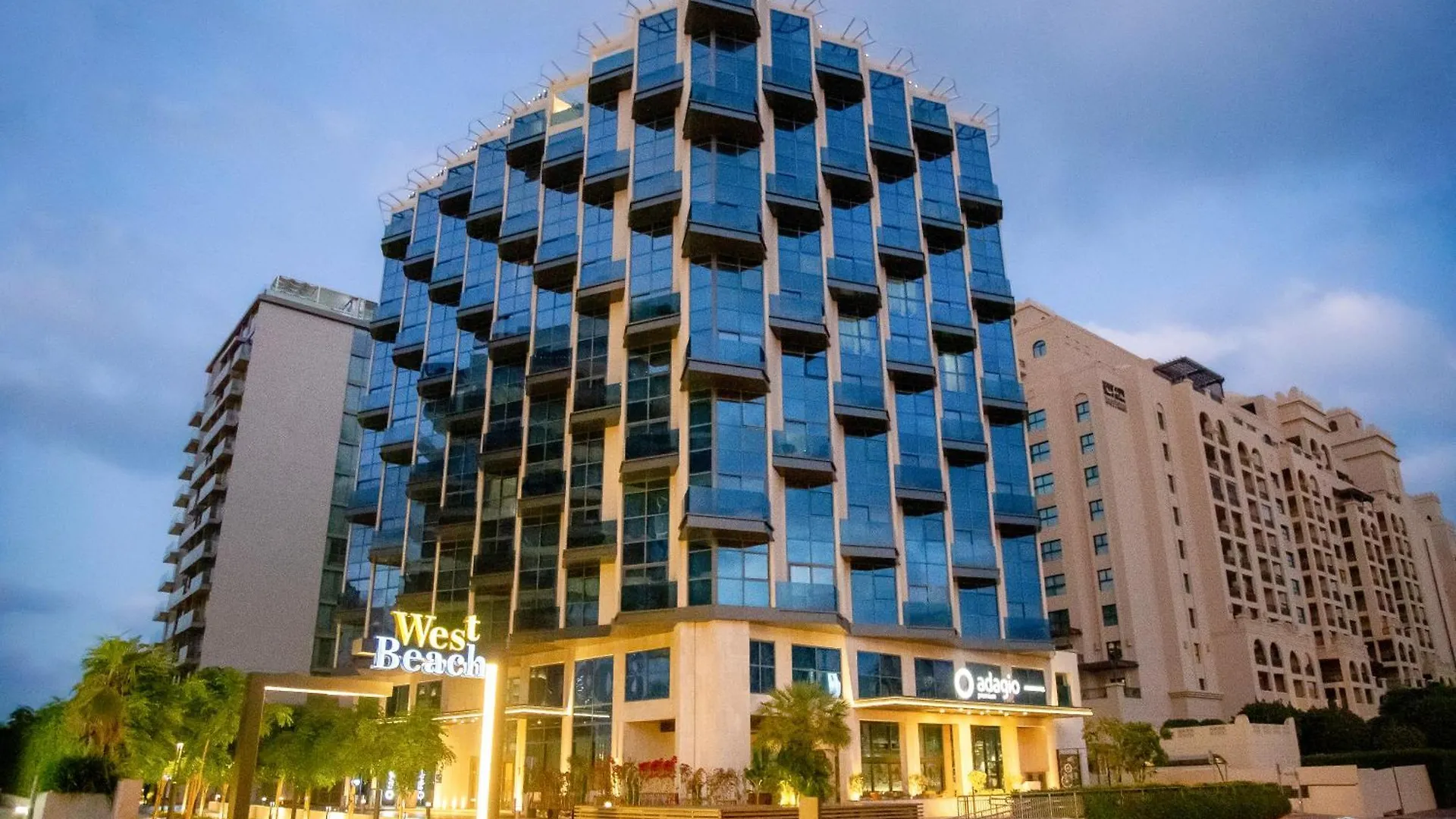 ****  Adagio Premium The Palm Aparthotel Dubai United Arab Emirates