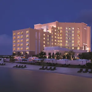 Otel Traders Hotel, ****