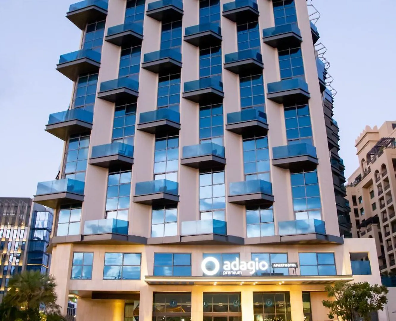 Adagio Premium The Palm Aparthotel Dubai 4*,  United Arab Emirates