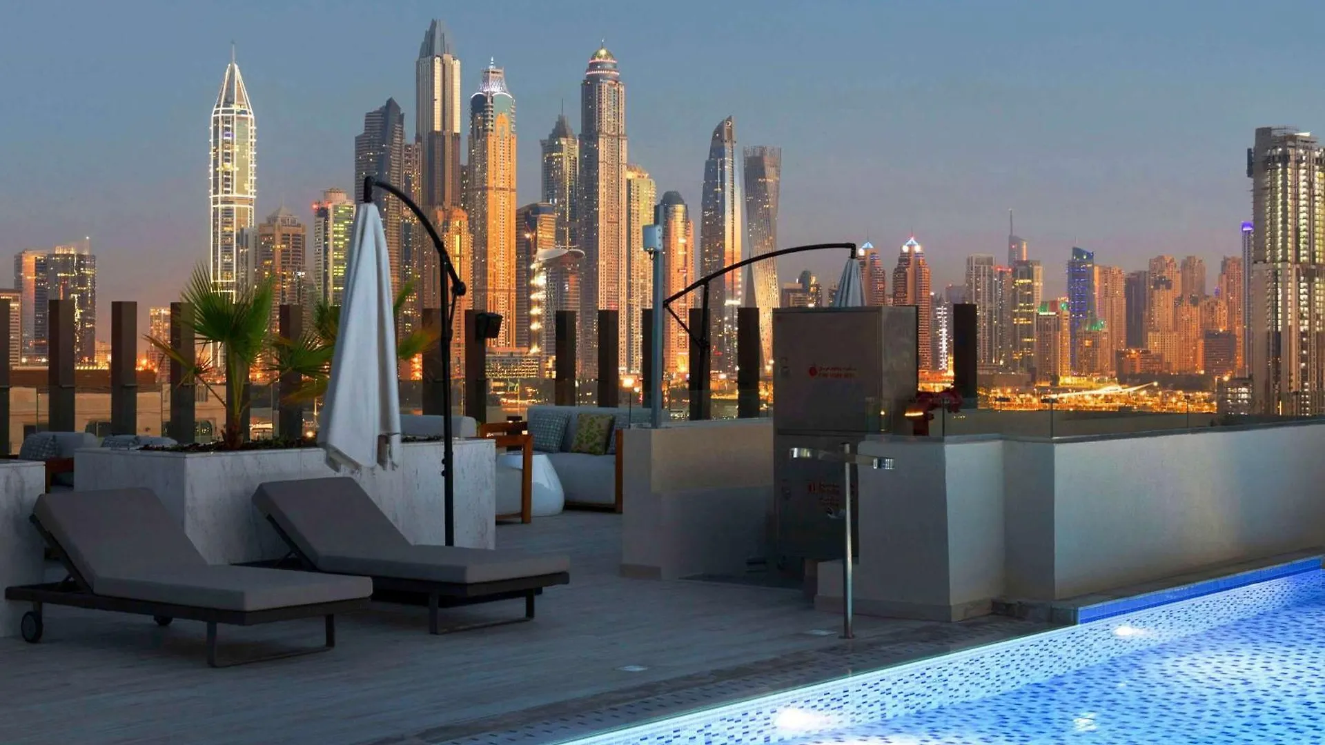Adagio Premium The Palm Aparthotel Dubai