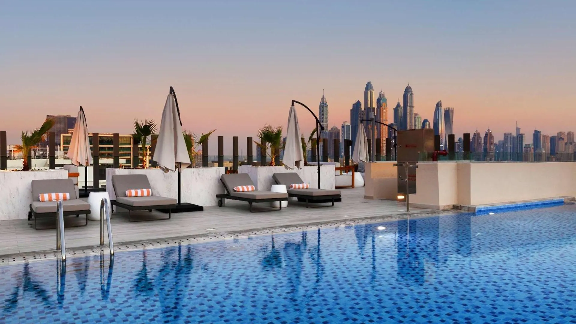 Adagio Premium The Palm Aparthotel Dubai